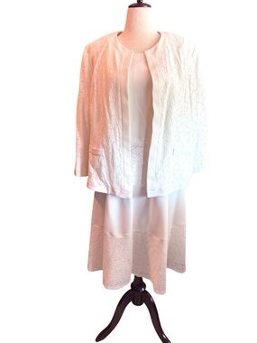 Kasper White Dress with Lace Panels + Floral Lace Lined Jacket, Sz 16W, EUC